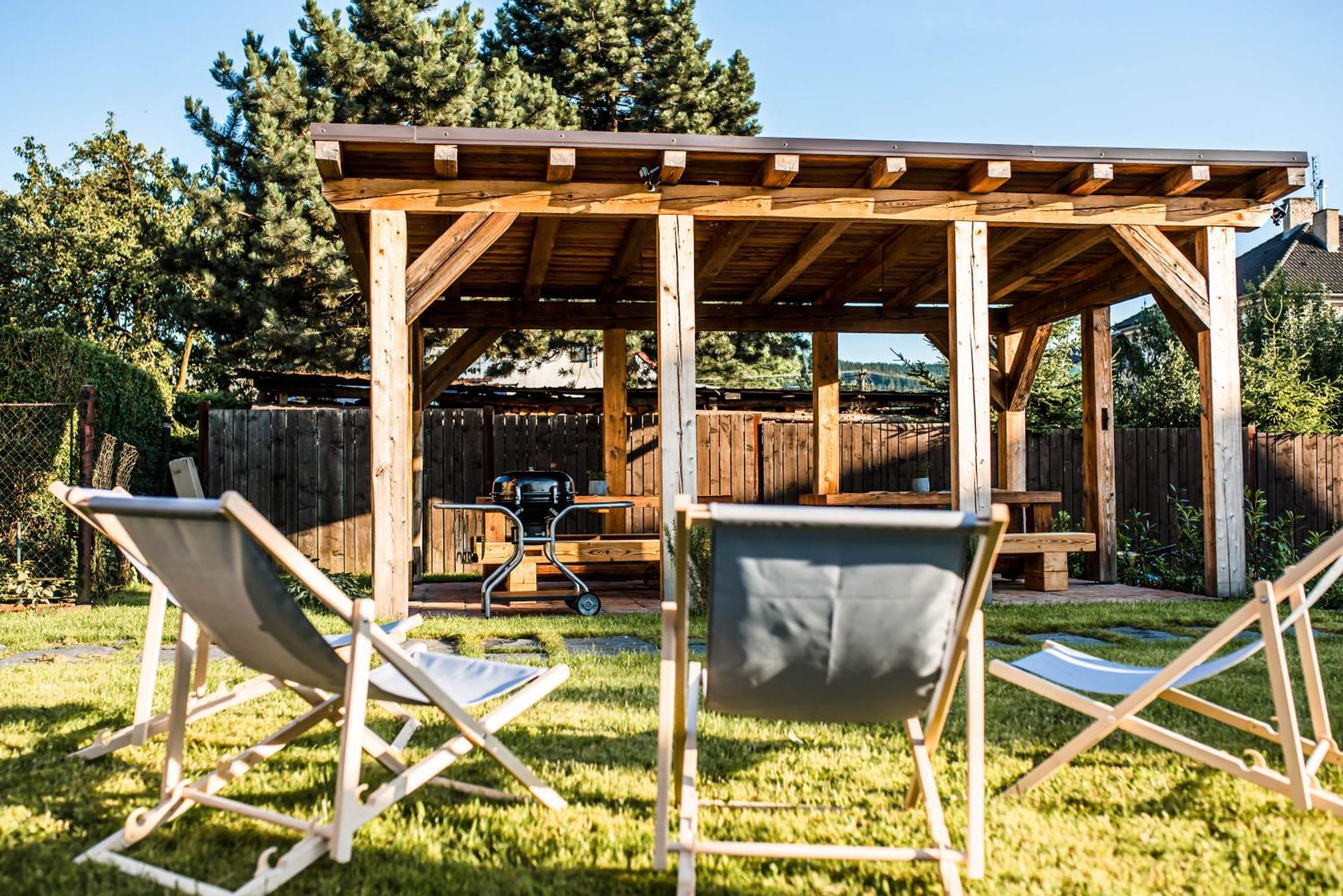 Apartmany Zeme Nove Mesto pod Smrkem Exterior photo